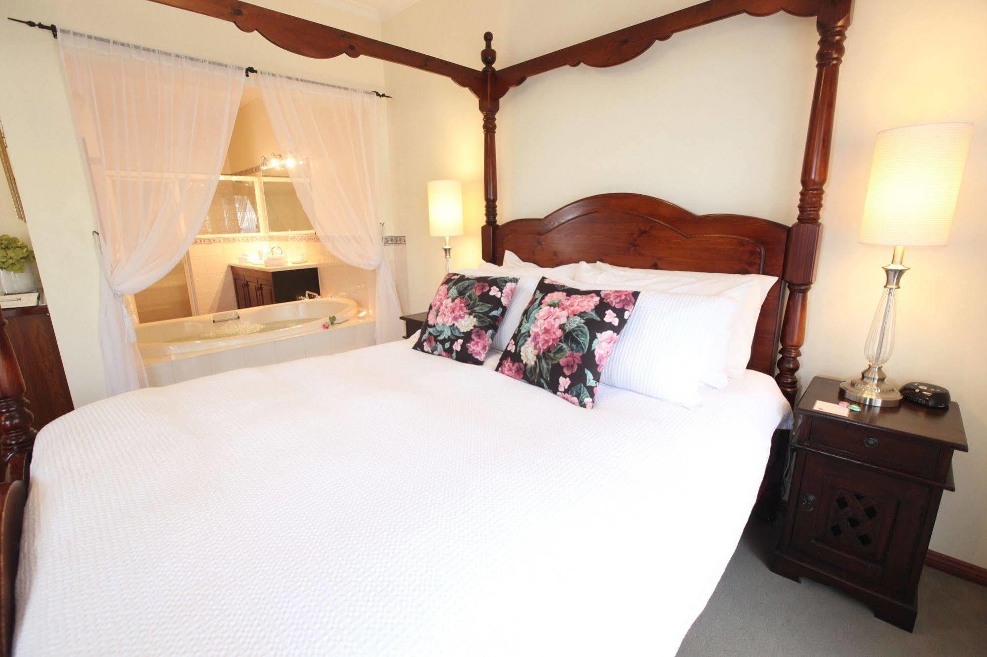 Wine And Roses Bed And Breakfast Adelaide Exterior foto